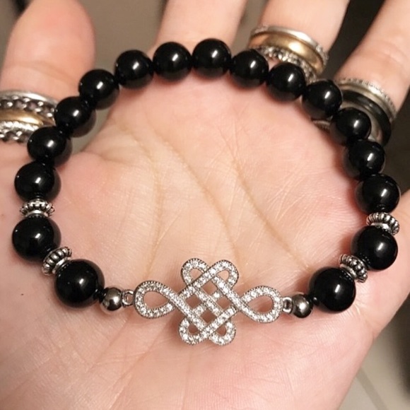 Genuine onyx white gold plated cz celtic charm - Picture 2 of 8